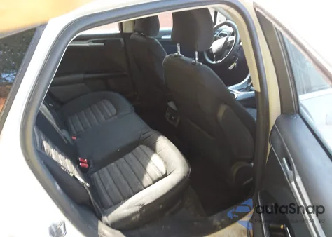 2016 Ford Fusion Se z USA, uszkodzony, nr VIN 1FA6P0H7XG5127736